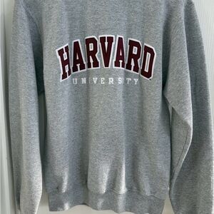 Champion Gray Harvard Crewneck Sweater
Size small. Very good condition